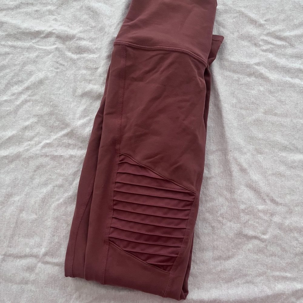 alo leggings